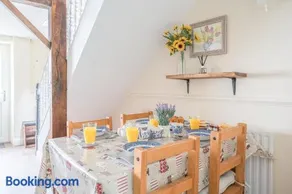 Charming Cottage, Lake District - Image 1