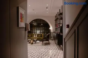 Ambiance Boutique Art Hotel Lahore - Image 2