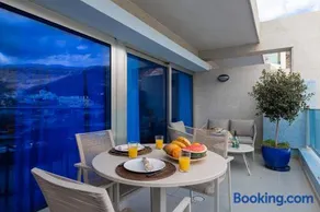 Sunny Valley Apartment - Image 2
