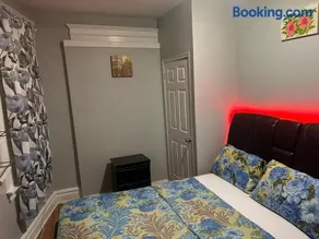 Stylish Red LED Bedroom - Image 3