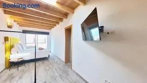 Óscar Urban Suites - Image 1