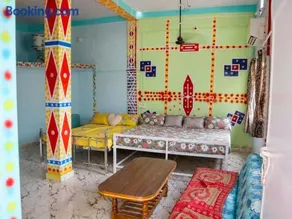 Harshvardhan Lodge - Image 1