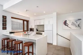 Elevation 7 - Image 4