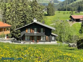 Lovely 4 Bedroom Chalet Great for Ski Holiday - Image 1