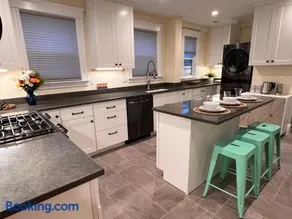 Your Boston Retreat - Great porches - 2/BR sleep 6 - Image 3