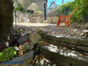 Le Patio, coeur de ville avec garage et jardin - Image 1