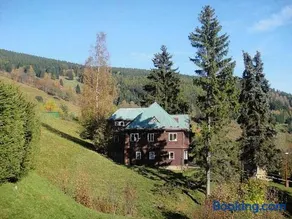 Chata Jablunka, Dog friendly, 50m ski slope, 50m restaurant - Image 4