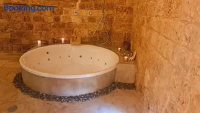 Honey suite - Image 3