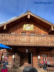 Peaceful Mt Top Earthship Retreat with Sauna & Views - Image 2