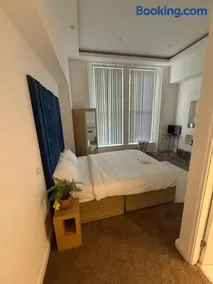Echelon Suites - Image 2