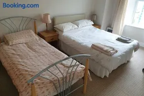 2 bed house at Ballycastle seafront - Image 4