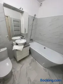 Luxury Apartment - Image 1
