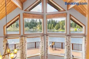 Ohop Lake Escape - Image 1