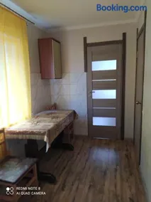 Good House - Image 2