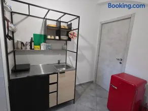 Hd Guesthouse Oasi urbana con parcheggio privato gratuito, fronte stazione - Image 2