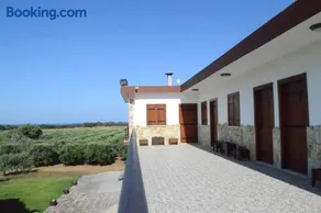 Ecolive Guest House - Image 5