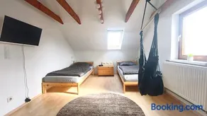 Gemutliches, ruhiges Zimmer mit eigenem Bad - Image 2