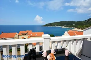 Sea View Luxury Apartments, ALA DA - Image 1