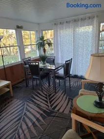 3 bedroom colonial house - Image 2