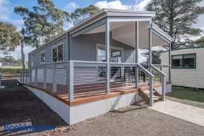 Beaufort Lake Caravan Park - Image 2