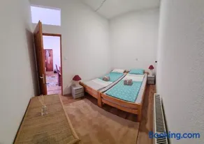 MatyiLak - Image 1