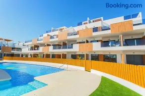 201 Lamar Resort Luxury Alicante-Holiday - Image 1