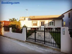 Repanidi Apartments - Image 1