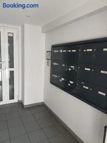 Bayonne appartement 3 pièces de 63m2 avec terrasse,parking et wifi - Image 5