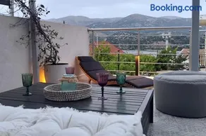 Private Villa Magnolia City-Jacuzzi Stay - Image 2