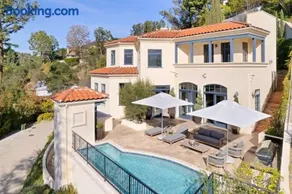 Chateau Beverly Hills by Stay Awhile Villas - Image 4