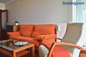 Apartamento con vistas y piscina - Image 4