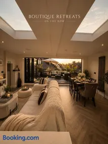 Luxury Penthouse With Balcony - Image 1