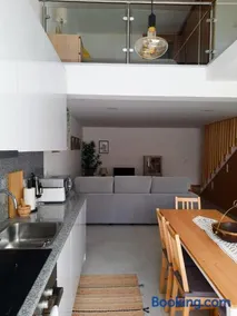 A Toca dos Coelhos - Image 1