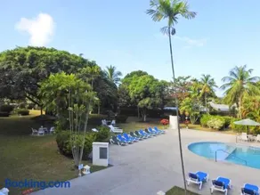 Modern 1 Bed Condo with Pool in Holetown - Image 2