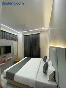 Hotel Signature in - Image 3