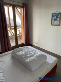 Appartement en centre ville à 30m du télécabine - Image 3