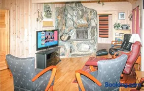 Stunning Home In Sogndal With Sauna - Image 3