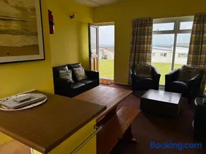 Bungalow 19 Widemouth Bay - Image 1
