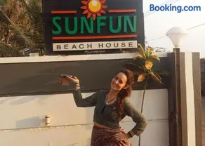 Sunfun Beach House - Image 3