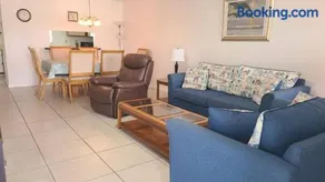 Palm Manor Resort - Unit 6-203 - Image 3