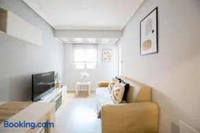 Apartamento moderno y céntrico en Huesca ciudad - Image 2