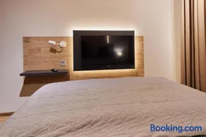 River Breeze House - Image 5