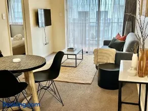 Prime Location 1 Bdr Apt in Perth - Image 3