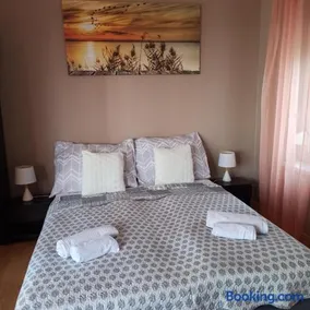 Peppy Apartment & Pool - Image 2