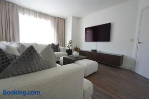 The Dublin Luxe - Image 4