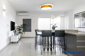 Award Winning Apartment St Julians - Image 1