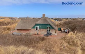 Three-Bedroom Holiday Home With A Fireplace In Ringkøbing - Image 2