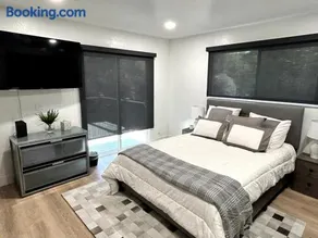 Spacious 4BR Mountain View 5 min to PC Resort - Image 2