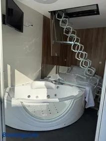 Mabel House Suites - Image 2