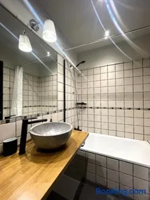 Apartamento dúplex en el puente histórico, Gra de Fajol - Image 5